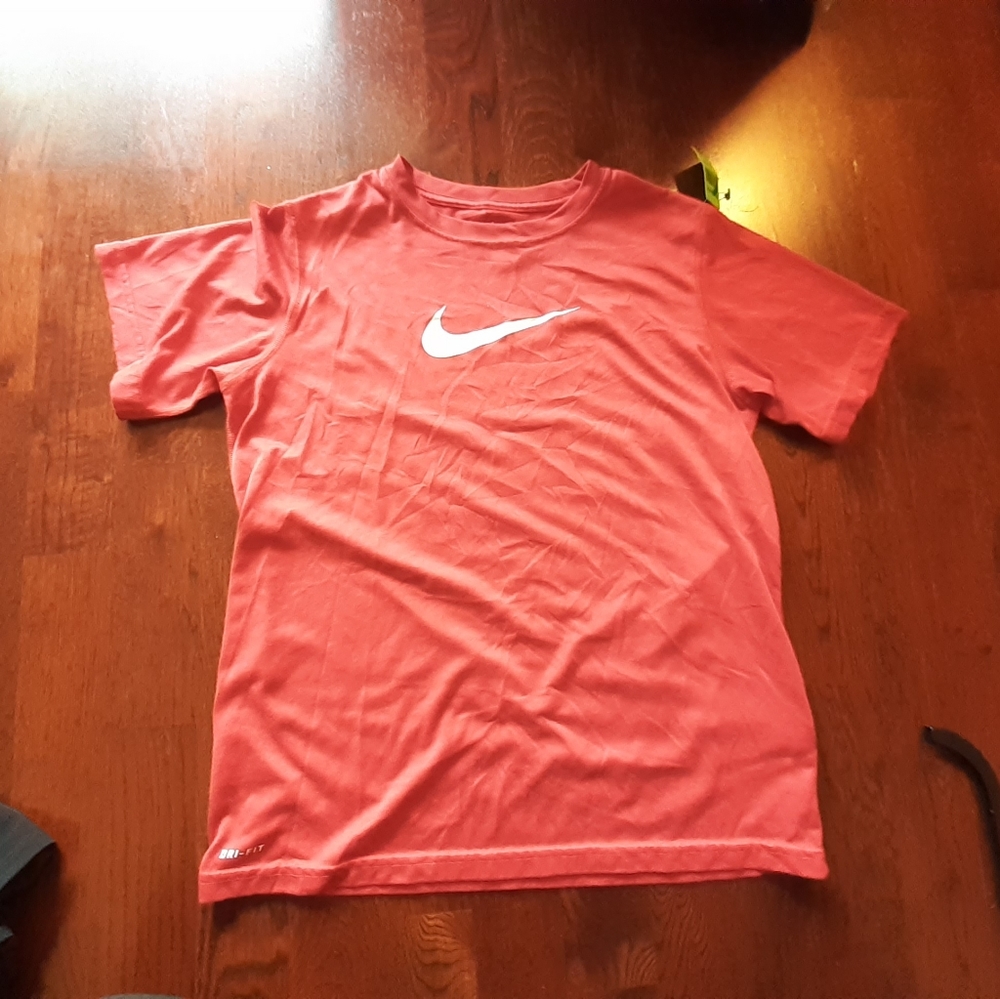 NIKE womens dri fit large shirt